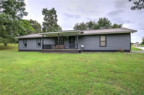 751 Liberty Rd Sw, Calhoun, GA, 30701-3232 | Card Image