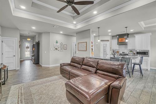 2116 Longhorn Trail, Altus, OK, 73521 | Card Image