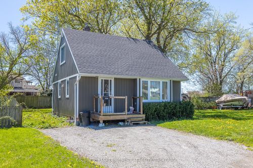 5412 Houck Dr, Niagara Falls, ON, L2E1S1 | Card Image
