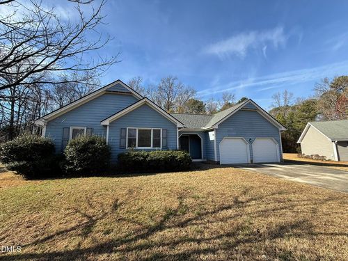 405 Avent Cir, Holly Springs, NC, 27540-9262 | Card Image