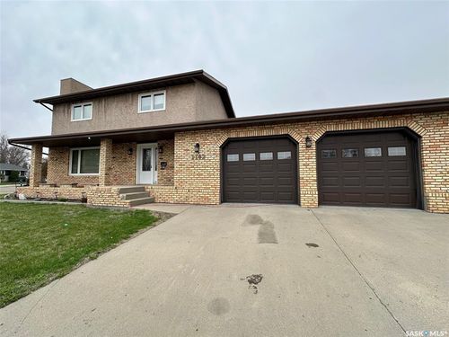 1102 Sinclair Bay, Estevan, SK, S4A2M7 | Card Image