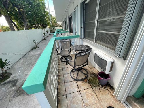 5-6490 Collins Ave, Miami Beach, FL, 33141-4636 | Card Image