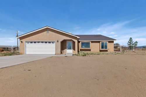 6 Songbird Ln, Los Lunas, NM, 87031-7996 | Card Image