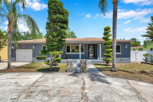 936 Alcazar Way S, St Petersburg, FL, 33705-4602 | Card Image