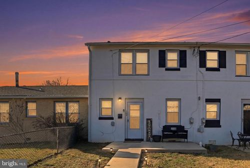 709 Pennsylvania Ave, WALLINGFORD, PA, 19086-7022 | Card Image