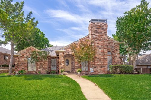 2332 Heatherwoods Way, Carrollton, TX, 75007-2030 | Card Image
