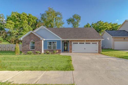 209 Azalea Dr, Oak Grove, KY, 42262-8362 | Card Image