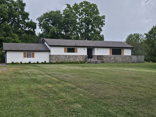 330 Newton Ln, GALLATIN, TN, 37066-8717 | Card Image