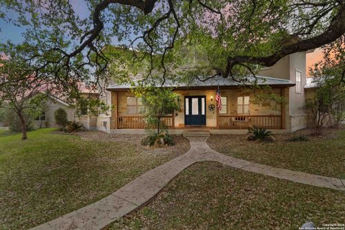 211 Scarlett Ridge Dr, Boerne, TX, 78006-3836 | Card Image