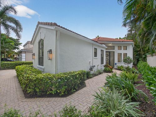 100 Sunset Bay Dr, Palm Beach Gardens, FL, 33418-4587 | Card Image