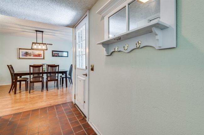 1809 N Macarthur Blvd, Townhouse with 3 bedrooms, 3 bathrooms and null parking in Irving TX | Image 7