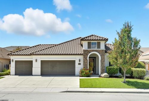 1900 Monte Vista Dr, Hollister, CA, 95023 | Card Image