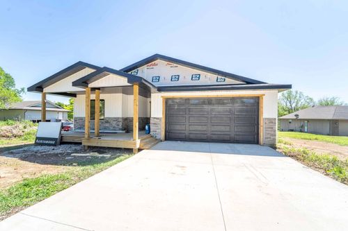 308 Hughes Rd, Willard, MO, 65781-9546 | Card Image