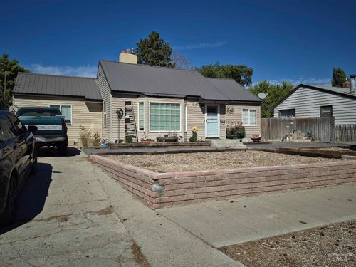 520 E Avenue C, Jerome, ID, 83338-2728 | Card Image