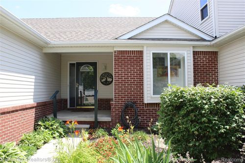 77 Sedum, Howell, MI, 48843-9836 | Card Image