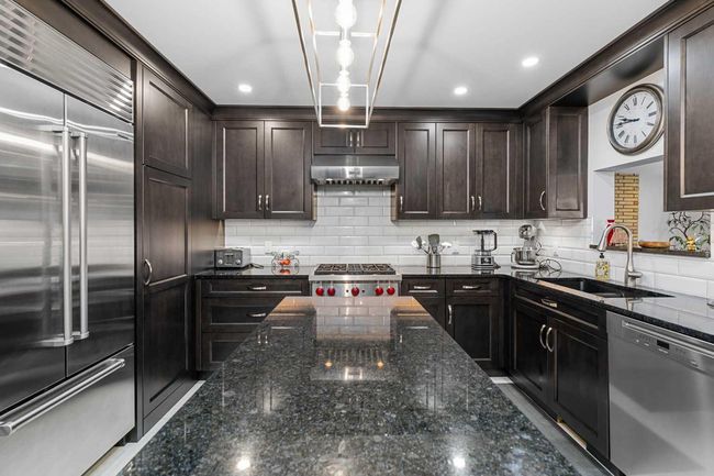 323 Alcott Cres Se, House other with 5 bedrooms, 3 bathrooms and 2 parking in Calgary AB | Image 5