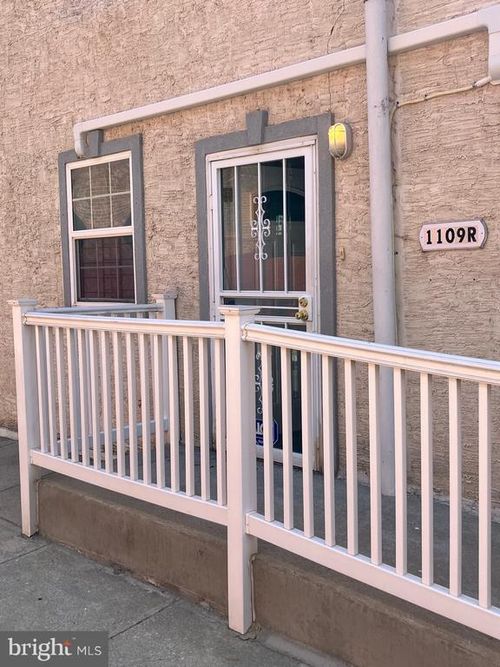 1109 S 23rd St, PHILADELPHIA, PA, 19146-2834 | Card Image