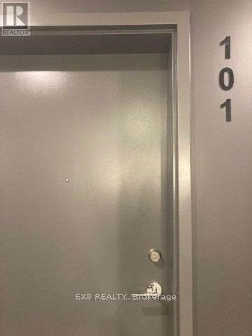 101-110 Fergus Ave, Kitchener, ON, N2A0K9 | Card Image