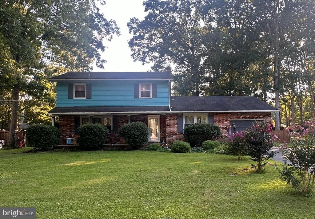 Quail St, Vineland, NJ 08361