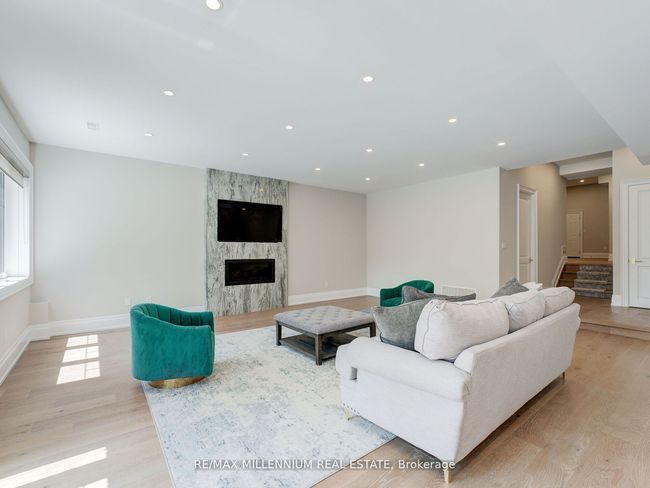 415 Sheppard Ave, House other with 7 bedrooms, 6 bathrooms and 6 parking in Pickering ON | Image 34