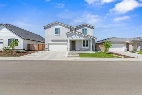 273 Dogwood Ranch Way, Patterson, CA, 95363-2667 | Card Image