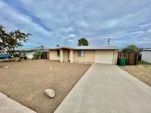 233 S Ave B, San Manuel, AZ, 85631 | Card Image
