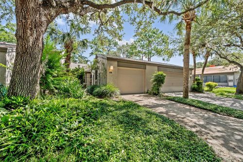 616 Woodridge Dr, FERN PARK, FL, 32730-2933 | Card Image