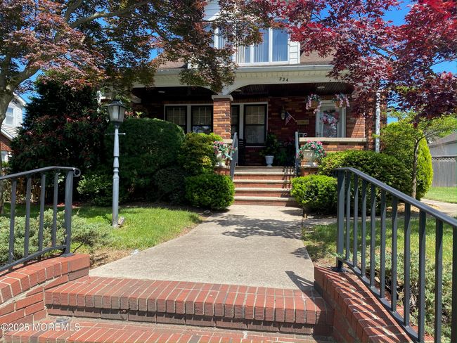 summer time shots of the home | Image 36