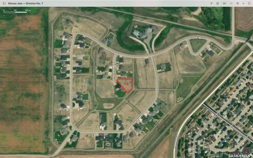 63 Iron Bridge Pl, Moose Jaw, SK, S6J0B4 | Card Image