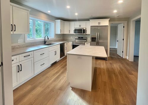 2-100 Main St, Hopkinton, MA, 01748-1130 | Card Image