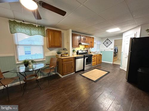 625 New Jersey Ave, ESSEX, MD, 21221-4902 | Card Image