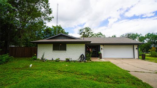 340 Northside, Quinlan, TX, 75474-8951 | Card Image