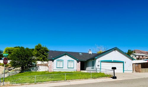 409 Chris Ct, Winnemucca, NV, 89445-2668 | Card Image