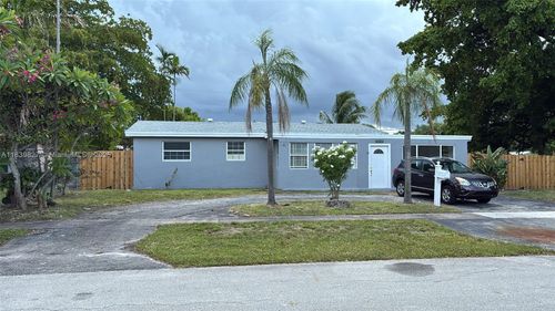 3851 Nw 3rd Ter, Deerfield Beach, FL, 33064-2722 | Card Image