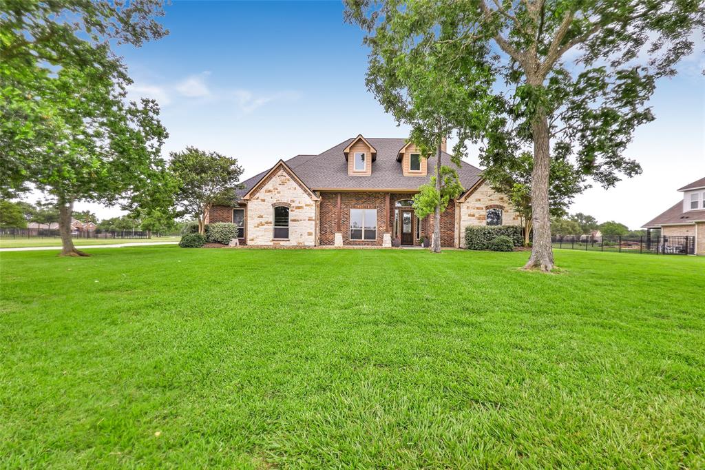 Fisher Reef Dr, Beach City, TX 77523