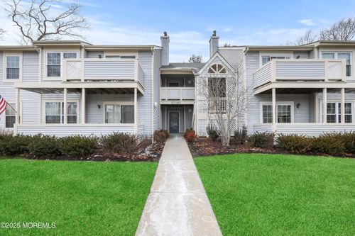 461 Magnolia Ct, Howell, NJ, 07731-3403 | Card Image