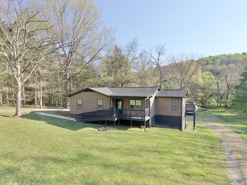 411 Tanglewood Dr, Woodbury, TN, 37190-1657 | Card Image