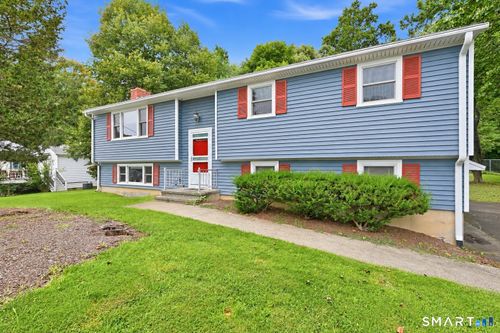 42 Falmouth Dr, Shelton, CT, 06484-3839 | Card Image