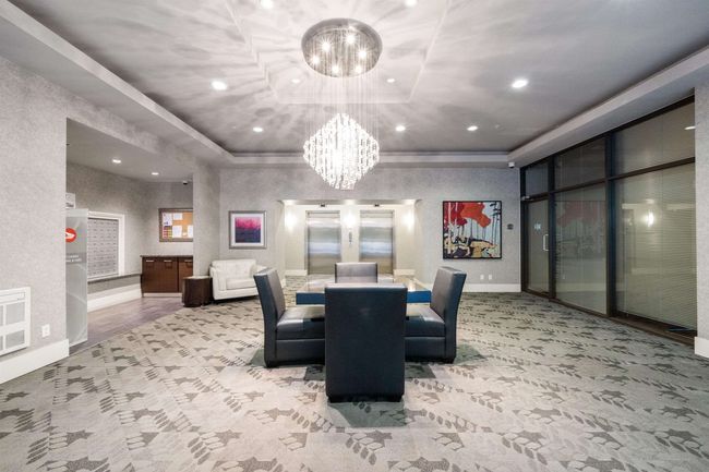 706 - 2959 Glen Dr, Condo with 1 bedrooms, 1 bathrooms and 1 parking in Coquitlam BC | Image 31