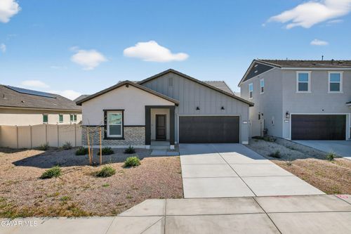 3420 Christy Ave, Rosamond, CA, 93560-5991 | Card Image