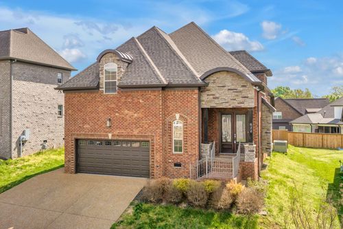 624 Southshore Pt, Mount Juliet, TN, 37122-2663 | Card Image