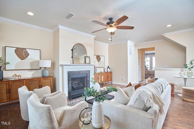 6 - Living Room | Image 6