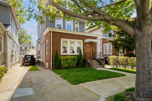 8514 123rd St, Kew Gardens, NY, 11415-3317 | Card Image