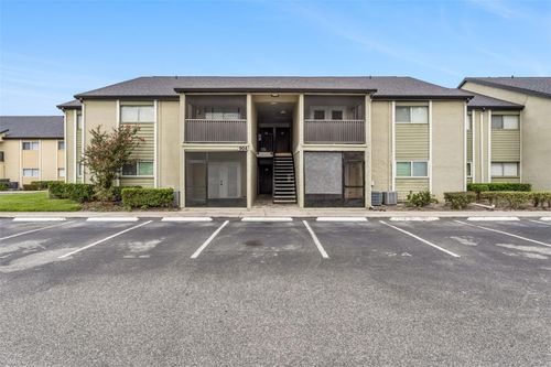 h-904 Lake Destiny Rd, Altamonte Springs, FL, 32714-6925 | Card Image