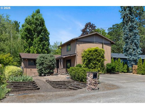 7555 Sw Spruce St, Portland, OR, 97223-8722 | Card Image