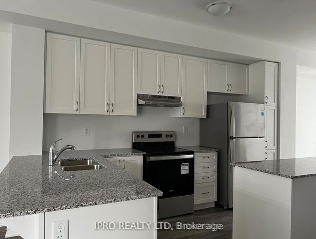 2 Plume St, House attached with 3 bedrooms, 3 bathrooms and 1 parking in Brampton ON | Image 14
