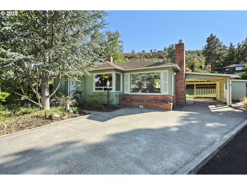 1622 W 12th St, The Dalles, OR, 97058-3615 | Card Image