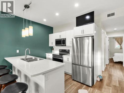 25 Gleaner Ave, Whitehorse, YT, Y1A0S4 | Card Image