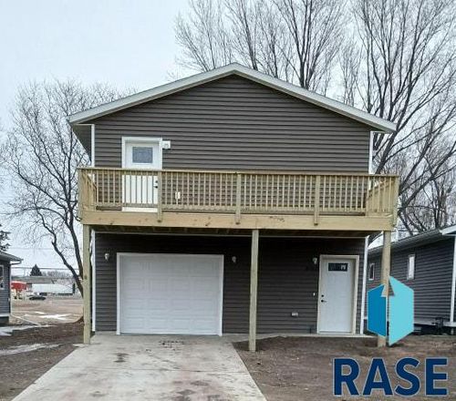 3412 N 10th Ave Avenue, Sioux Falls, SD, 57104 | Card Image