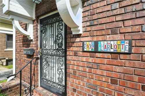 2639 Charlotte St, Kansas City, MO, 64108-2736 | Card Image